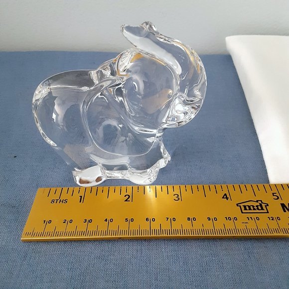 Lenox Fine Crystal Trunk Up Cute Elephant Paperweight Figurine - Picture 9 of 9